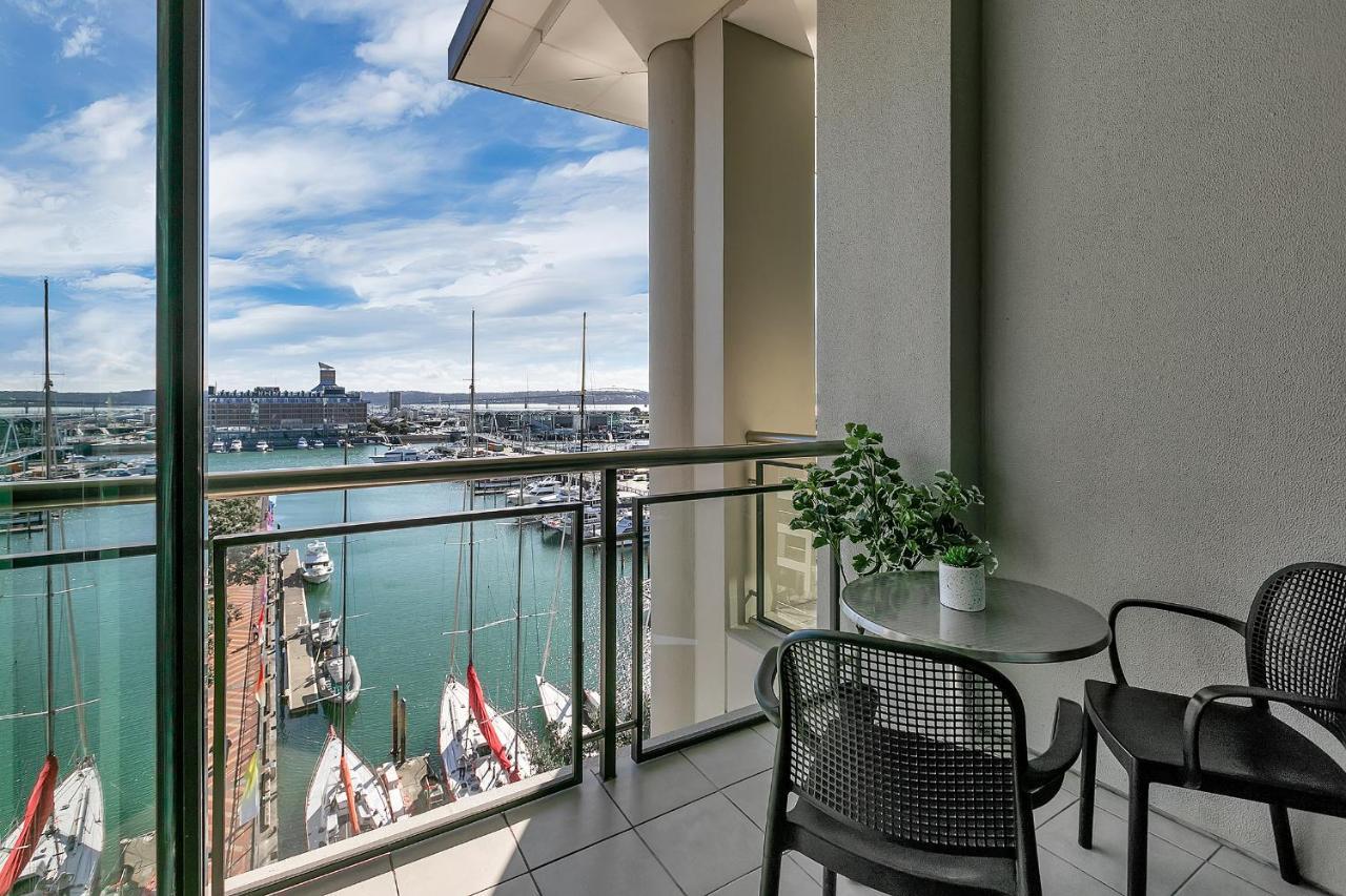 オークランドPenthouse Premierアパートメント エクステリア 写真