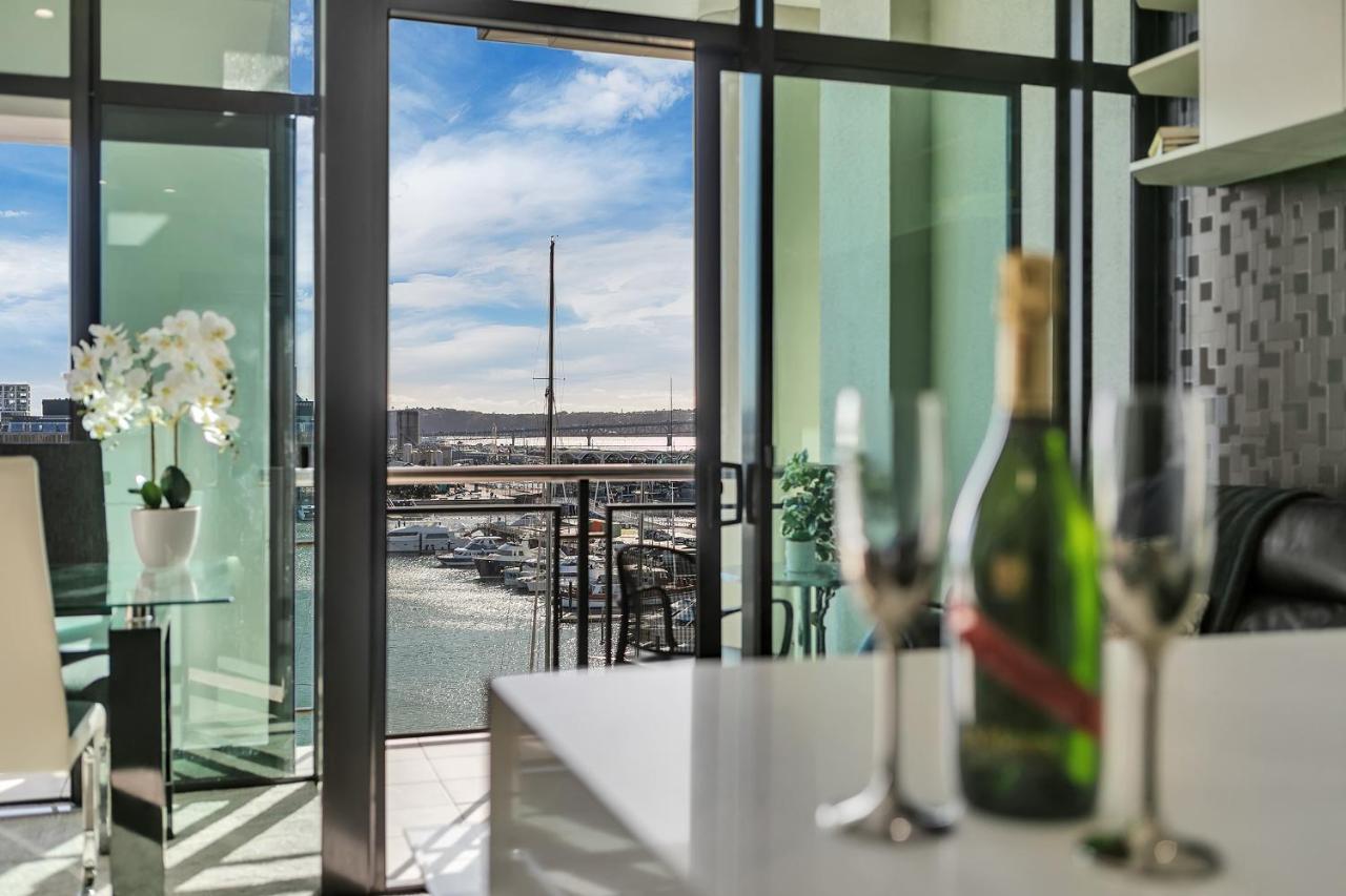 オークランドPenthouse Premierアパートメント エクステリア 写真